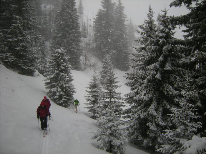 Bonne neige et changement d'ambiance le lendemain - Ski de rando à la Tête de la Sallaz